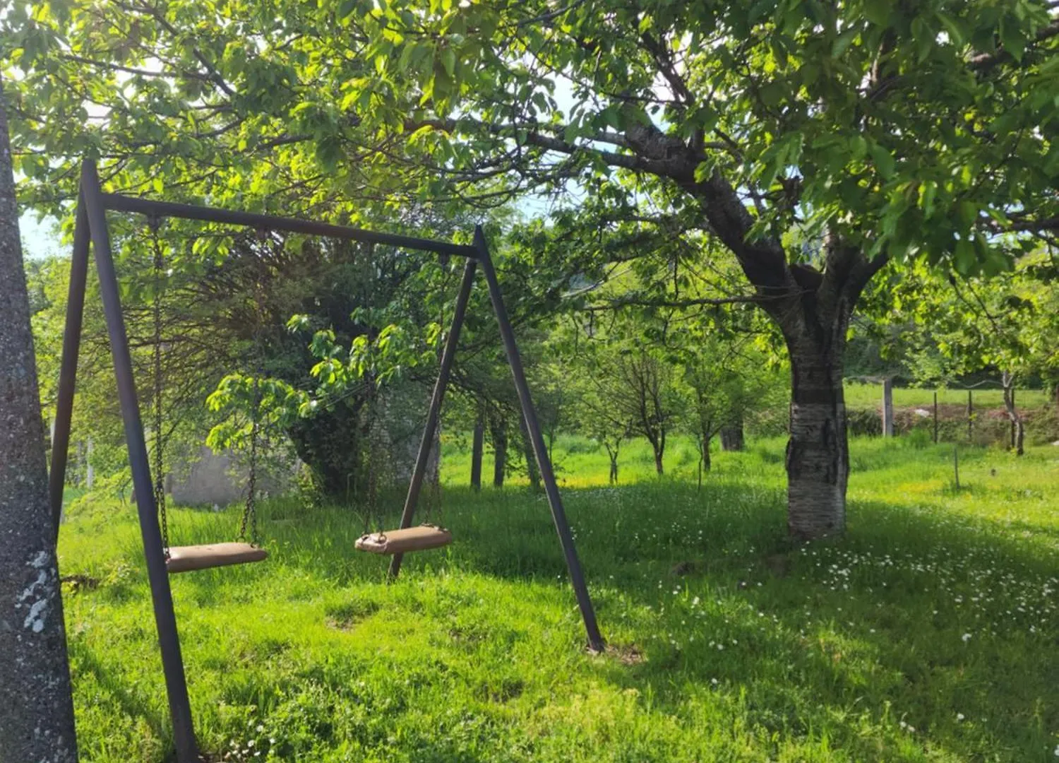 فندق Agroturizem Devin Qerret بيت ضيافة